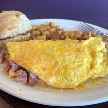Doug's Diner - Thornton - The Favorite omelet - Breakfast & Brunch Near Me - Thornton, Colorado Doug's Diner - Thornton - The Favorite omelet - Breakfast & Brunch Near Me - Thornton, Colorado