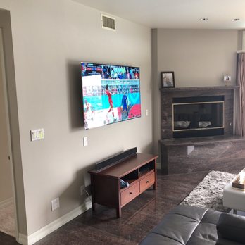 Pro TV Wall Mount Installation - TV Mounting Near Me - Hollywood, California