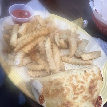 El Mojito Mexican Restaurant - Kids Quesadilla - Mexican Near Me - Nashville, Tennessee