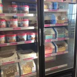 Baskin-Robbins - Ice cream to go - Ice cream cakes - Ice cream pizza