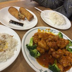 China Express II - Chicken General T'so  so fire and the Egg Roll ()perfect
