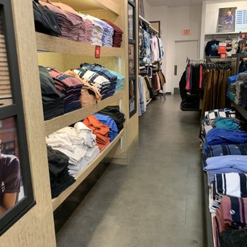 Aéropostale - Accessories Near Me - Elizabeth, New Jersey Aéropostale - Accessories Near Me - Elizabeth, New Jersey