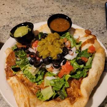 Reuben Heflin Restaurant - Navajo taco - American Near Me - Kayenta, Arizona