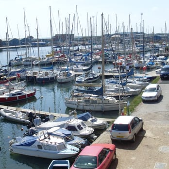 The Schooner - Pubs Near Me - Brighton, BNH