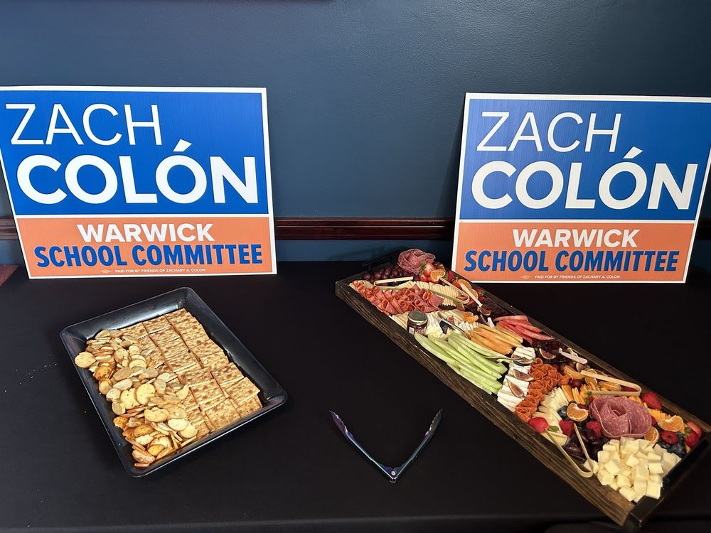 Social spots from Runway 41 Bar And Grill