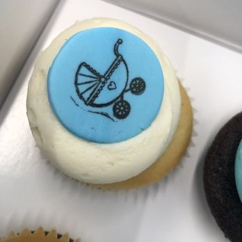 Georgetown Cupcake - Baby Blue (On Vanilla) - Cupcakes Near Me - Washington, DC, District of Columbia Georgetown Cupcake - Baby Blue (On Vanilla) - Cupcakes Near Me - Washington, DC, District of Columbia