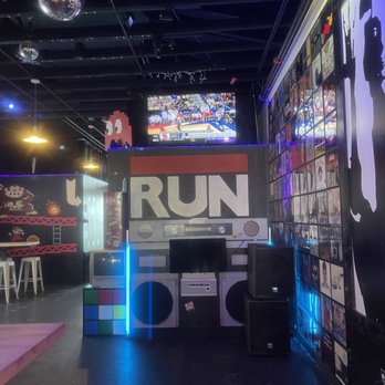 FlashBack RetroPub - DJ area - Pubs Near Me - Oklahoma City, Oklahoma