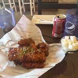 Fried chicken wings Fried chicken wings
