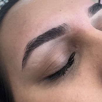 Brows by Parisa - Eyebrows threading with define lines - Eyebrow Services Near Me - Glendale, California Brows by Parisa - Eyebrows threading with define lines - Eyebrow Services Near Me - Glendale, California