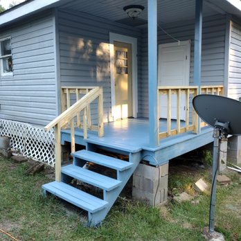 Outlaw Handyman Services - New guardrails on a porch and new paint. - Handyman Near Me Outlaw Handyman Services - New guardrails on a porch and new paint. - Handyman Near Me