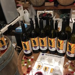 Bear River Winery - Lots of wines to taste!