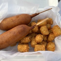 Wimpy's - Corn dog meal.