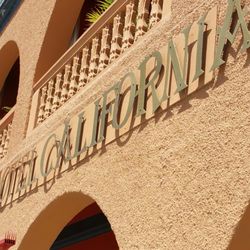 Landi's - Hotel California