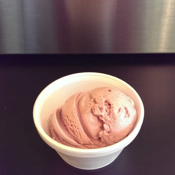 Hartzell's - 1 scoop - Ice Cream & Frozen Yogurt Near Me - Bloomington, Indiana