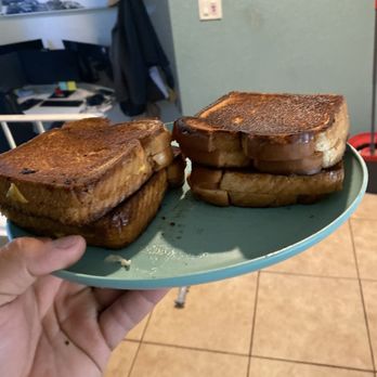 Lou's Cafe - Kid's Grilled Cheese - Coffee & Tea Near Me - San Francisco, California