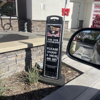 In-N-Out Burger - Burgers Near Me - El Cajon, California