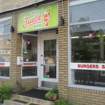 Raffi Juice Bar - the front of the restaurant - Fast Food Near Me - Haledon, New Jersey