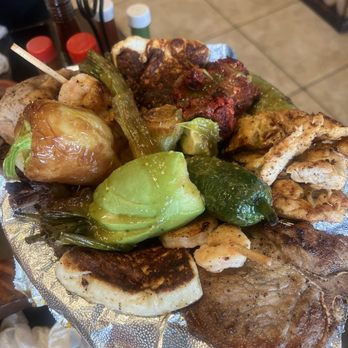 El Michoacano - Molcajete Cielo, Mar y Tierra - Mexican Near Me - Freedom, California