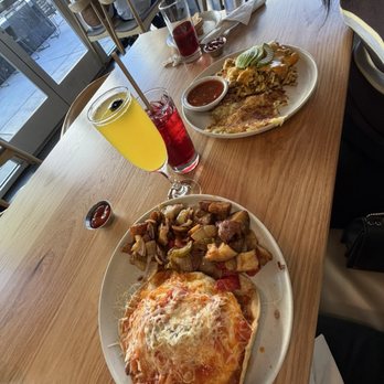 Garden's Gate Cafe - huevo ranchero mimosa cranberry juice chorizo scramble - Breakfast & Brunch Near Me - San Jose, California Garden's Gate Cafe - huevo ranchero mimosa cranberry juice chorizo scramble - Breakfast & Brunch Near Me - San Jose, California