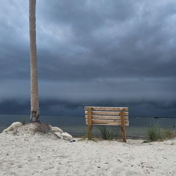 Sunset Beach - Storm rolling in at Sunset Beach - Beaches Near Me - Treasure Island, Florida
