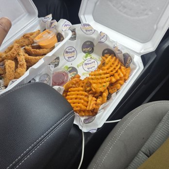Houstatlantavegan - Onion rings and fries - Vegan Near Me - Houston, Texas Houstatlantavegan - Onion rings and fries - Vegan Near Me - Houston, Texas