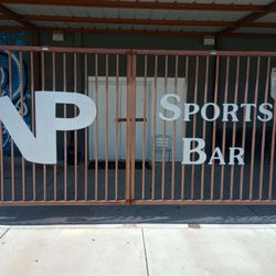 Vernon Parts Sports Grill - Smoking area