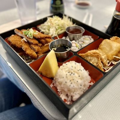 KitzMo Sushi Teriyaki and Bento by null