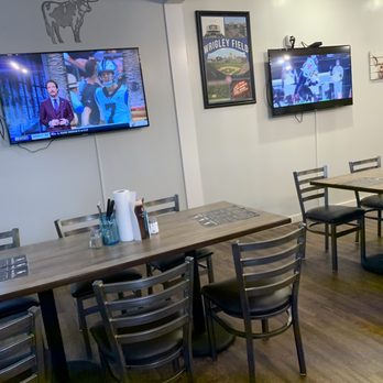 What BBQ & Bar - Barbeque Near Me - Le Claire, Iowa What BBQ & Bar - Barbeque Near Me - Le Claire, Iowa