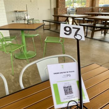 Twisted Turnip - Outdoor patio - Sandwiches Near Me - Madison, Mississippi