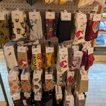 Urban Outfitters - Socks - Women's Clothing Near Me - Mississauga, Ontario Urban Outfitters - Socks - Women's Clothing Near Me - Mississauga, Ontario