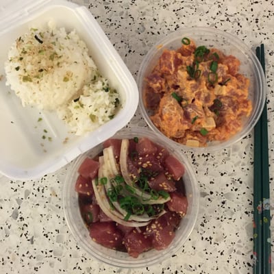 It's Raw Poke Shop by null