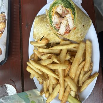 Lookout Tavern - Cajun chicken wrap - American Near Me - Killington, Vermont Lookout Tavern - Cajun chicken wrap - American Near Me - Killington, Vermont