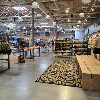 REI - Outdoor Gear Near Me - Glendale, Arizona