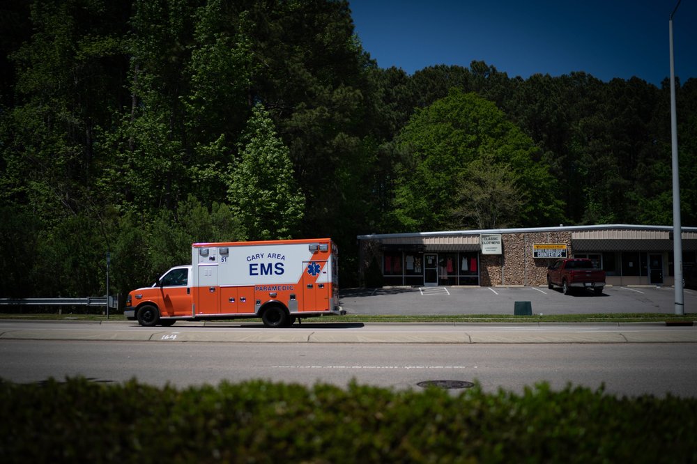 AMERICAN PRIDE CAR WASH Updated October 2024 10 Reviews 125 SW