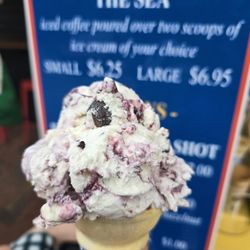 Sprinkles Ice Cream - Double raspberry truffle