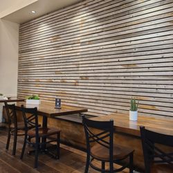 Taqueria El Guero - Cute booth seating - 5/2023