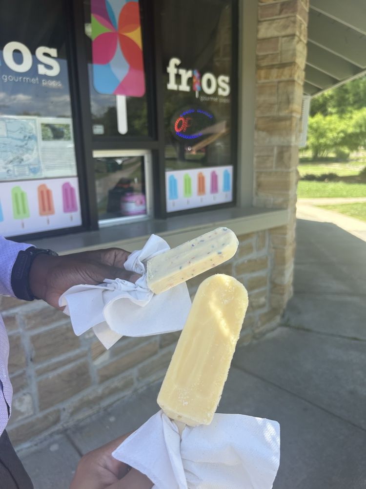 Frios Gourmet Pops Logo