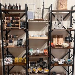 Glow Holistic Shop 