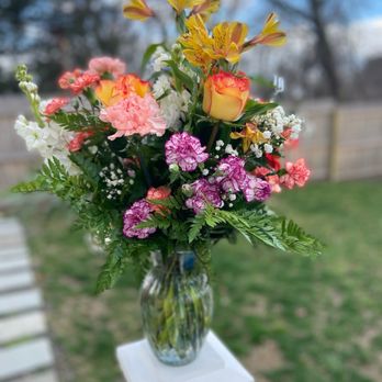 Edward J Dillon & Son Florists - Florists Near Me - Stratford, Connecticut Edward J Dillon & Son Florists - Florists Near Me - Stratford, Connecticut