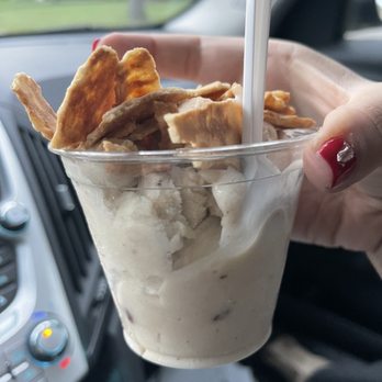 Big Dip Burgers - Vegan butter pecan with waffle pieces - Burgers Near Me - Walled Lake, Michigan Big Dip Burgers - Vegan butter pecan with waffle pieces - Burgers Near Me - Walled Lake, Michigan