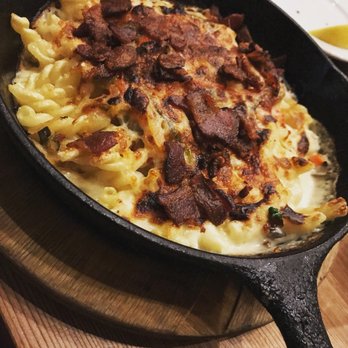 The Leaning Pear - Mac and cheese, add bacon! So delicious - Sandwiches Near Me - Wimberley, Texas The Leaning Pear - Mac and cheese, add bacon! So delicious - Sandwiches Near Me - Wimberley, Texas