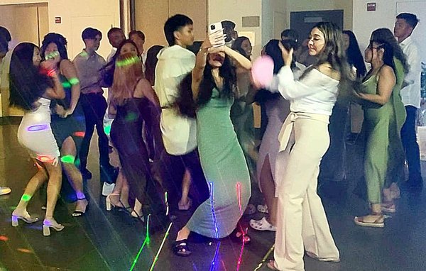 Block Party Entertainment by null