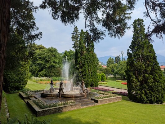 Giardini Botanici di Villa Taranto by null