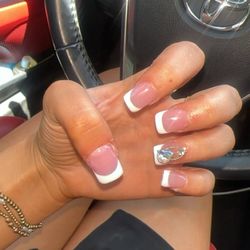 Honolulu Nail Salon