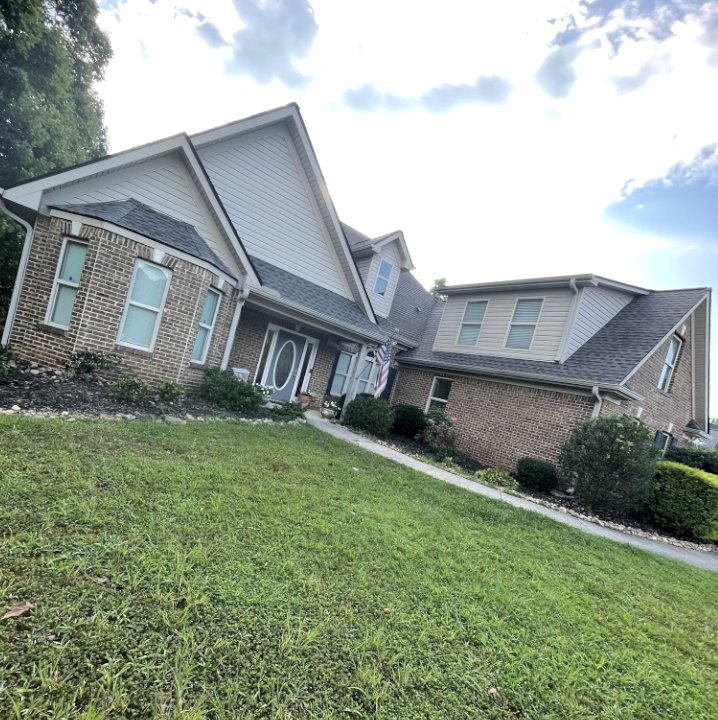 Slide of Battlefield Roofing