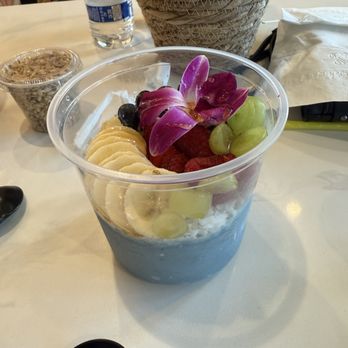 The Funky Lemon - Smoothie bowl - Coffee & Tea Near Me - San Diego, California The Funky Lemon - Smoothie bowl - Coffee & Tea Near Me - San Diego, California