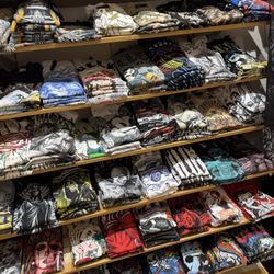 Buckle - So many tees