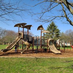 Stonefield Park - Larger playground and swings