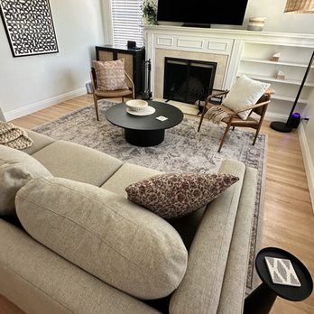 Amber & Honey Design - Living room, neutral palette - Interior Design Near Me - Los Angeles, California Amber & Honey Design - Living room, neutral palette - Interior Design Near Me - Los Angeles, California
