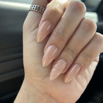 Lecheta Nail Bar - Nail Salons Near Me - Bellflower, California